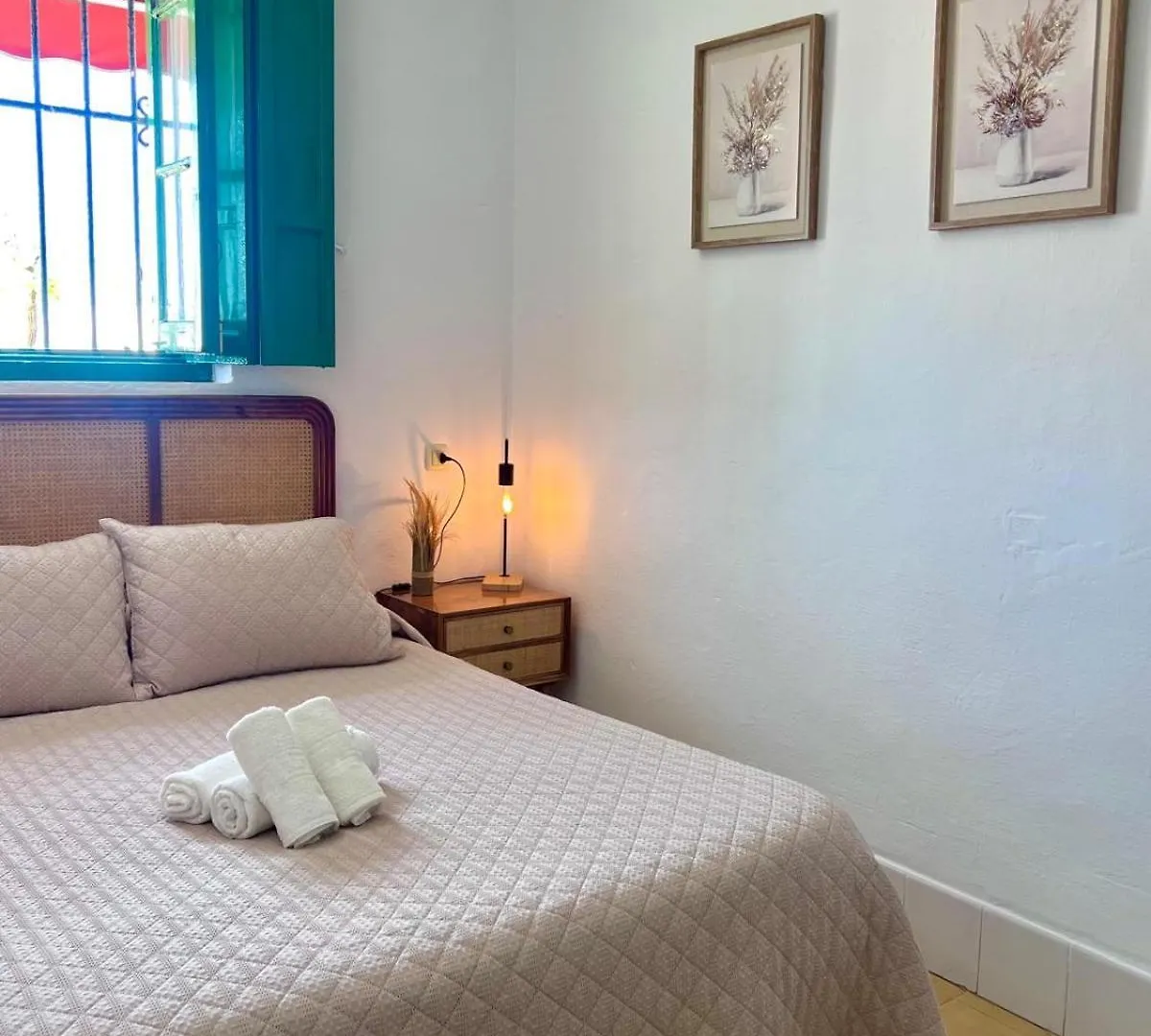 Guest house Hostal El Faro Chipiona Spain